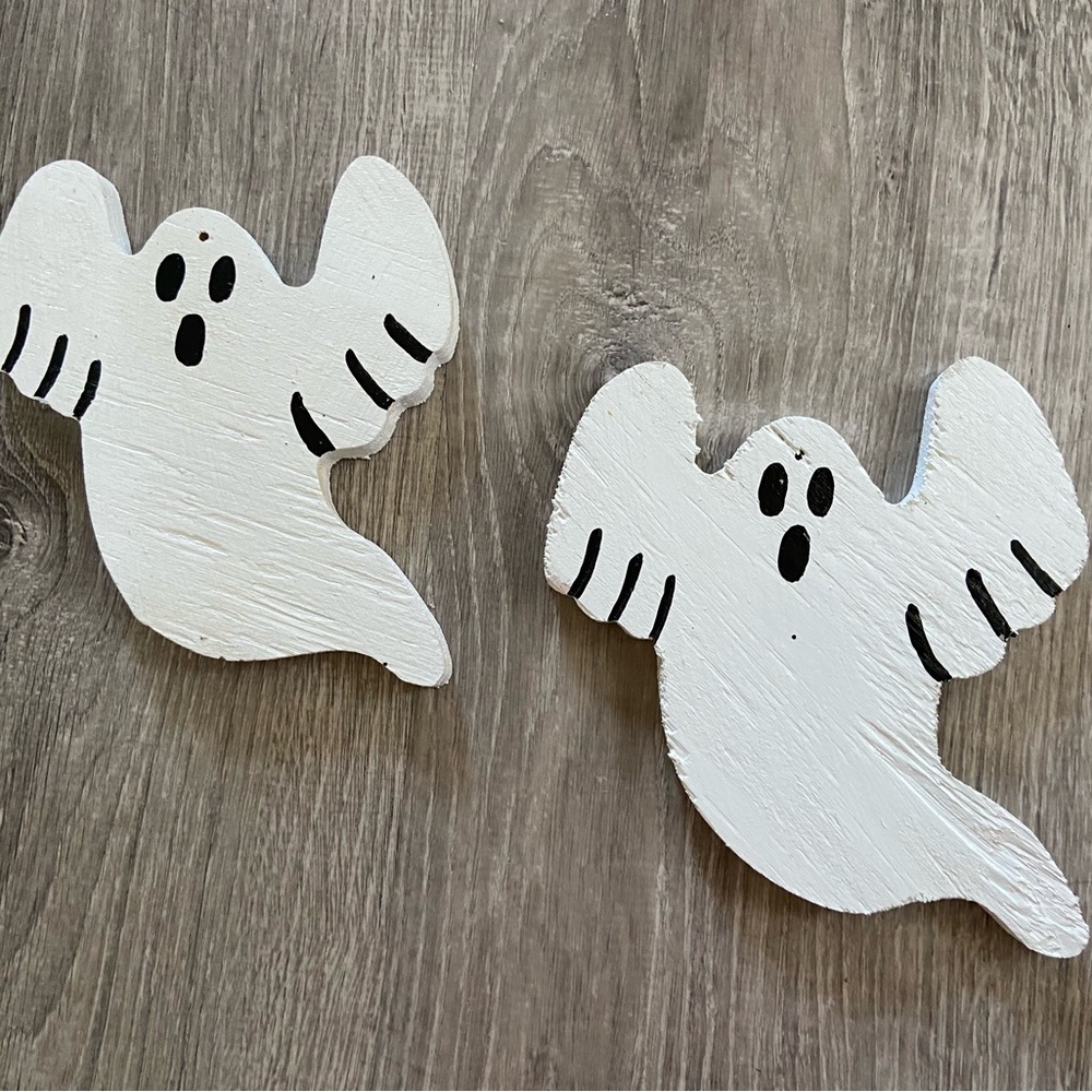 Wooden Ghost Pair